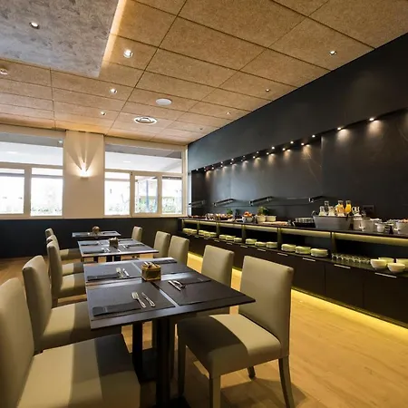 托尔托萨sb科罗纳公寓式酒店 公寓 托尔托萨